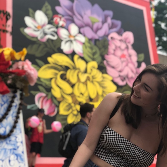 Meet your Posher, Audrey - Picture 4 of 4